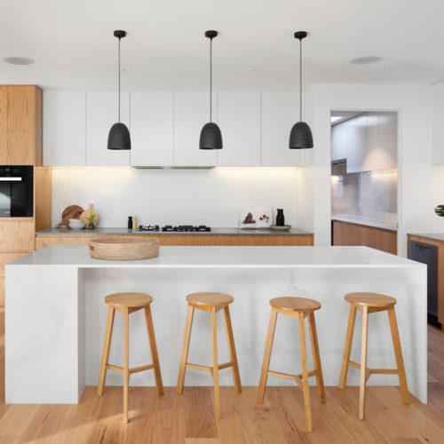 Top Pendant Light Ideas for Your Kitchen Island
