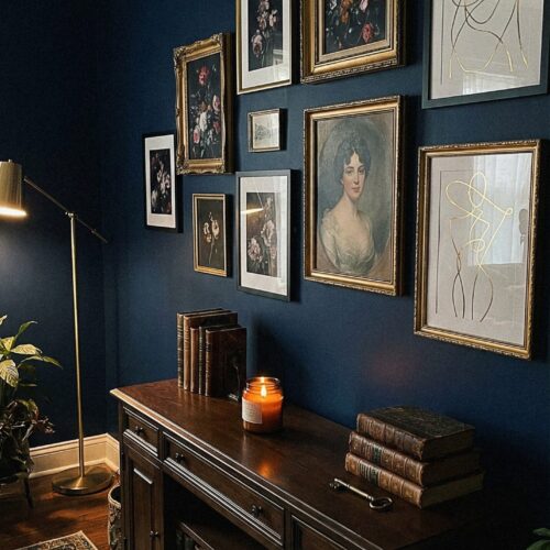 How Dark Feminine Bedroom Decor Helps You Reclaim Your Confidence?