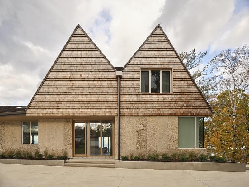 A Georgian Bay Beach House Built to Outlast the Cottage It Replaced