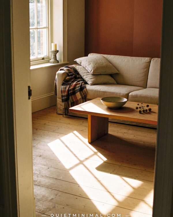 English Country Autumn Decor Ideas That Feel Warm Without Looking Outdated