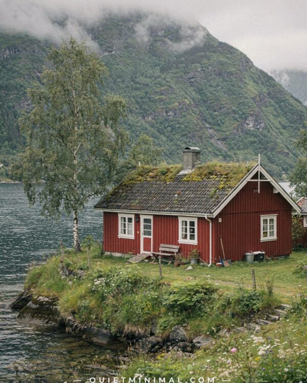 The Calm a Norwegian House Carries and Where It Comes From